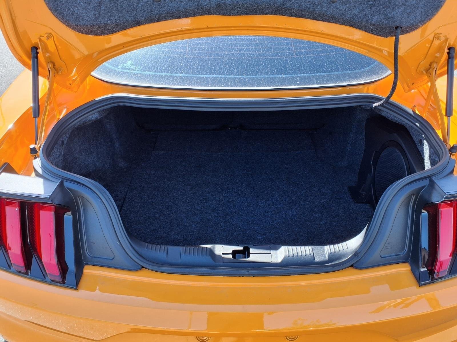 Used 2019 Orange Fury Metallic Tri-Coat Ford GT Premium image 33