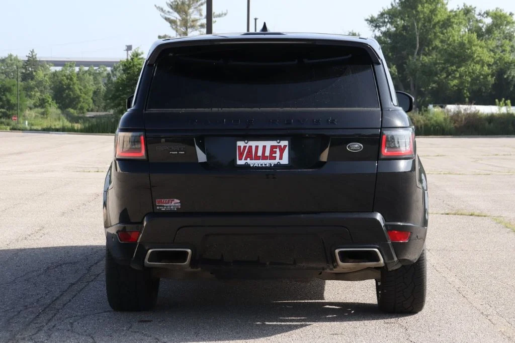 Used 2021 Santorini Black Land Rover HSE Dynamic image 8