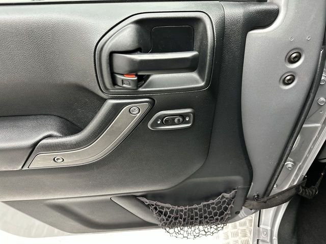 Used 2017 Silver Jeep Sport image 13