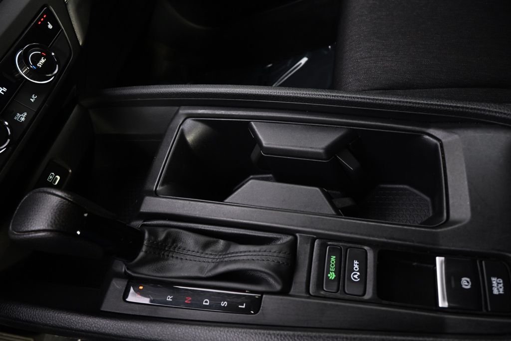 Used 2024 Crystal Black Pearl Honda EX image 30