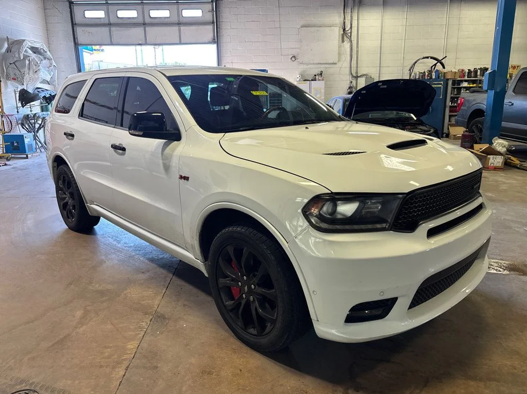 Used 2019 White Knuckle Clearcoat Dodge R/T image 3
