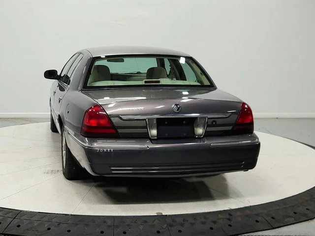 Used 2007 Gray Mercury GS image 7