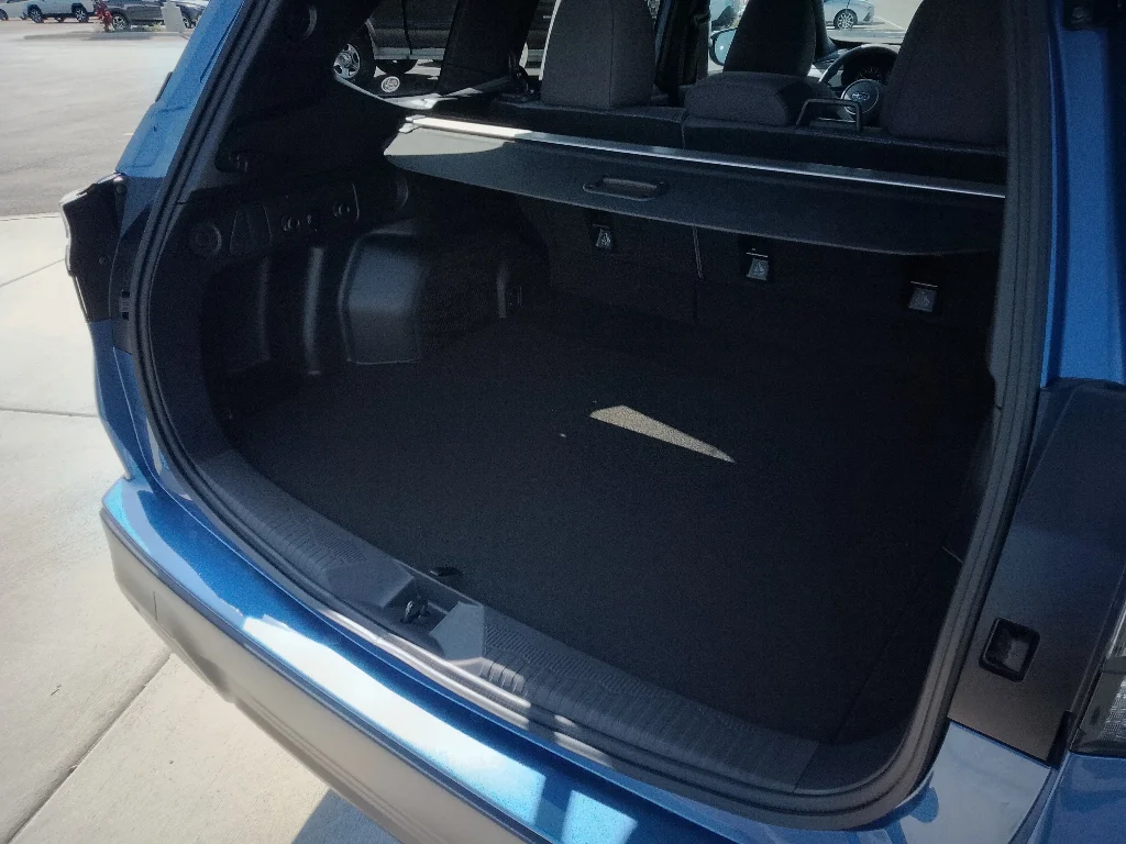 New 2026 DAYBREAK BLUE PEARL Subaru Premium image 15