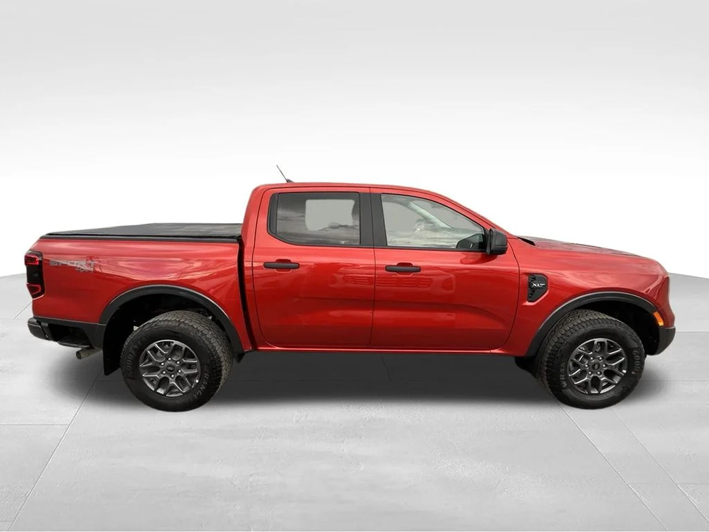 Used 2024 Red Ford XLT image 4