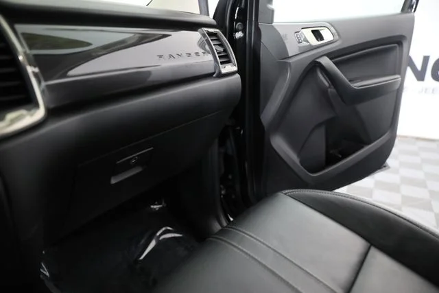 Used 2020 Black Ford Lariat image 16