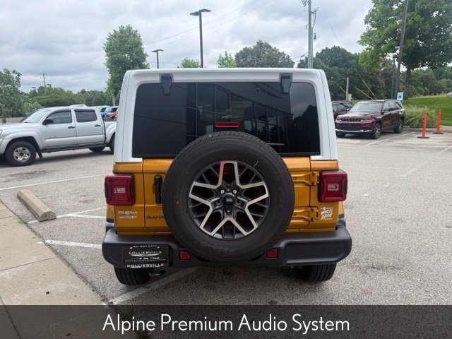 New 2026 Goldilocks Exterior Paint Jeep Sahara image 5