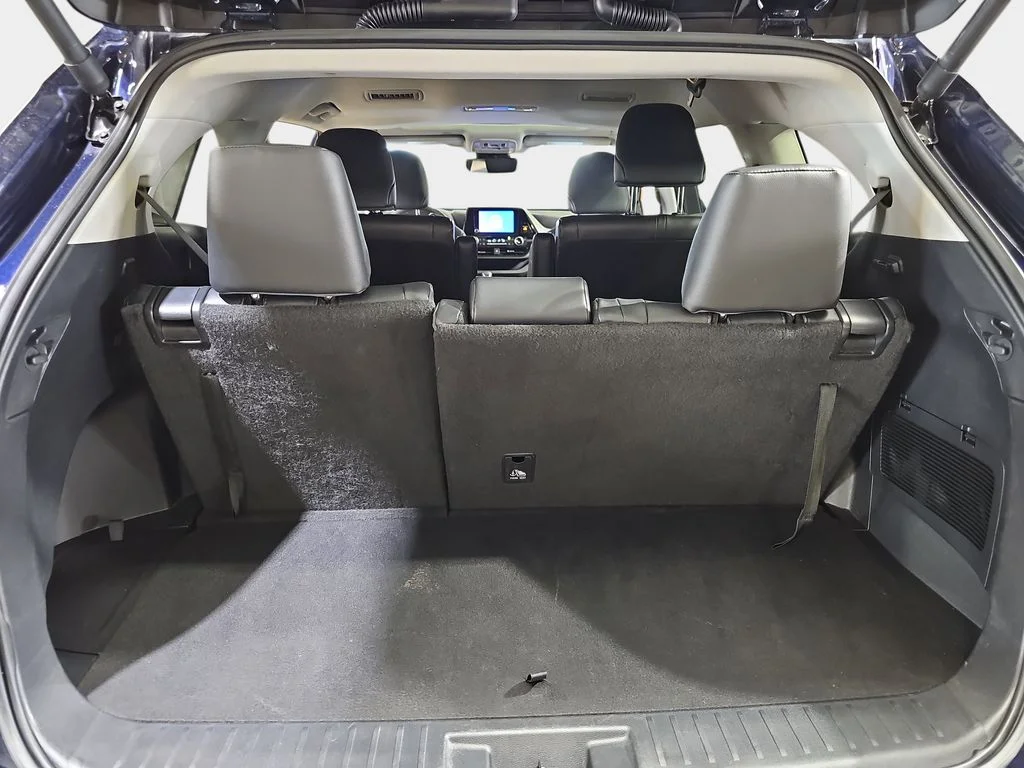 Used 2025 Blue Toyota XLE image 14