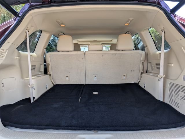 Used 2017 Red Toyota XLE image 13