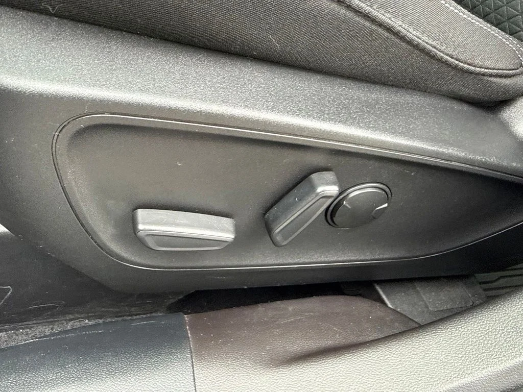 Used 2023 Blue Ford Active image 25