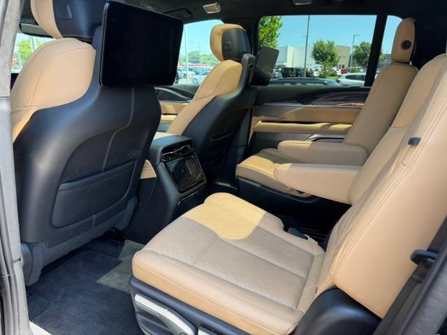 Used 2025 Black Raven Cadillac Luxury 2 image 4