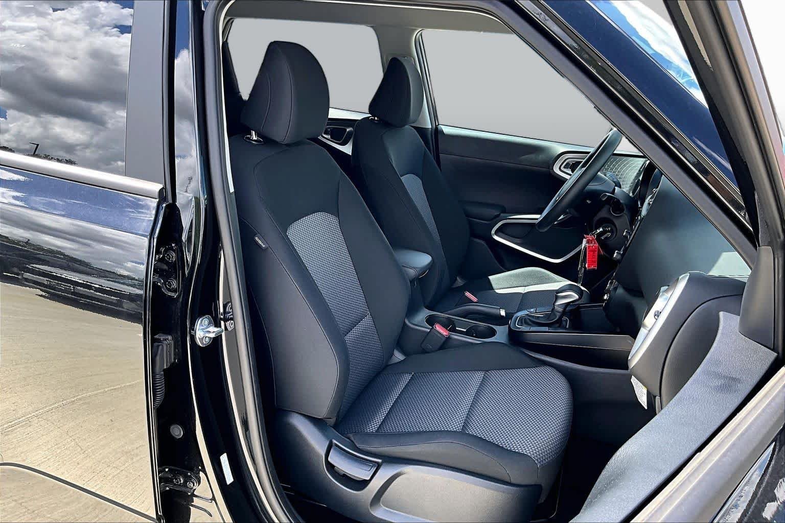 Certified Used 2025 Fusion Black Kia LX image 9