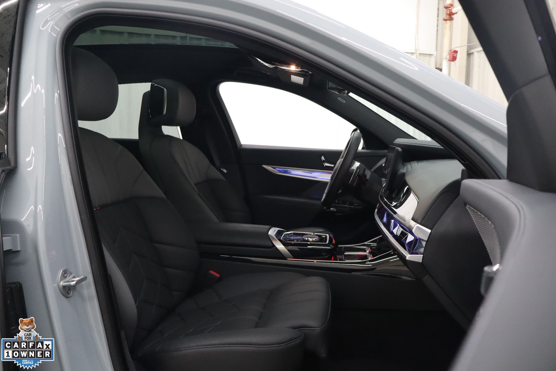Used 2026 Black BMW 740i xDrive image 34