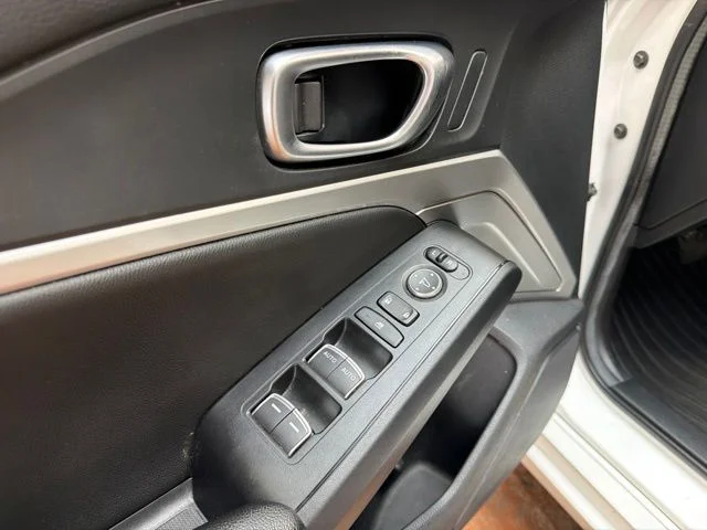Used 2024 White Acura Base image 22