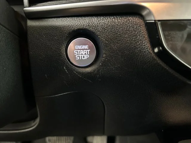 Used 2025  Kia EX image 11