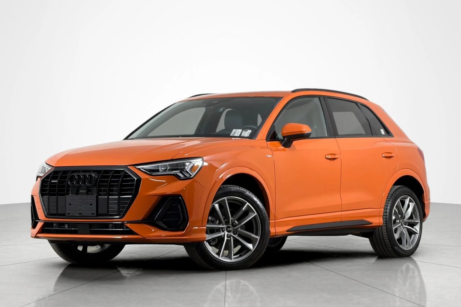 2025 Audi Q3 45 TFSI S Line Premium quattro's photo