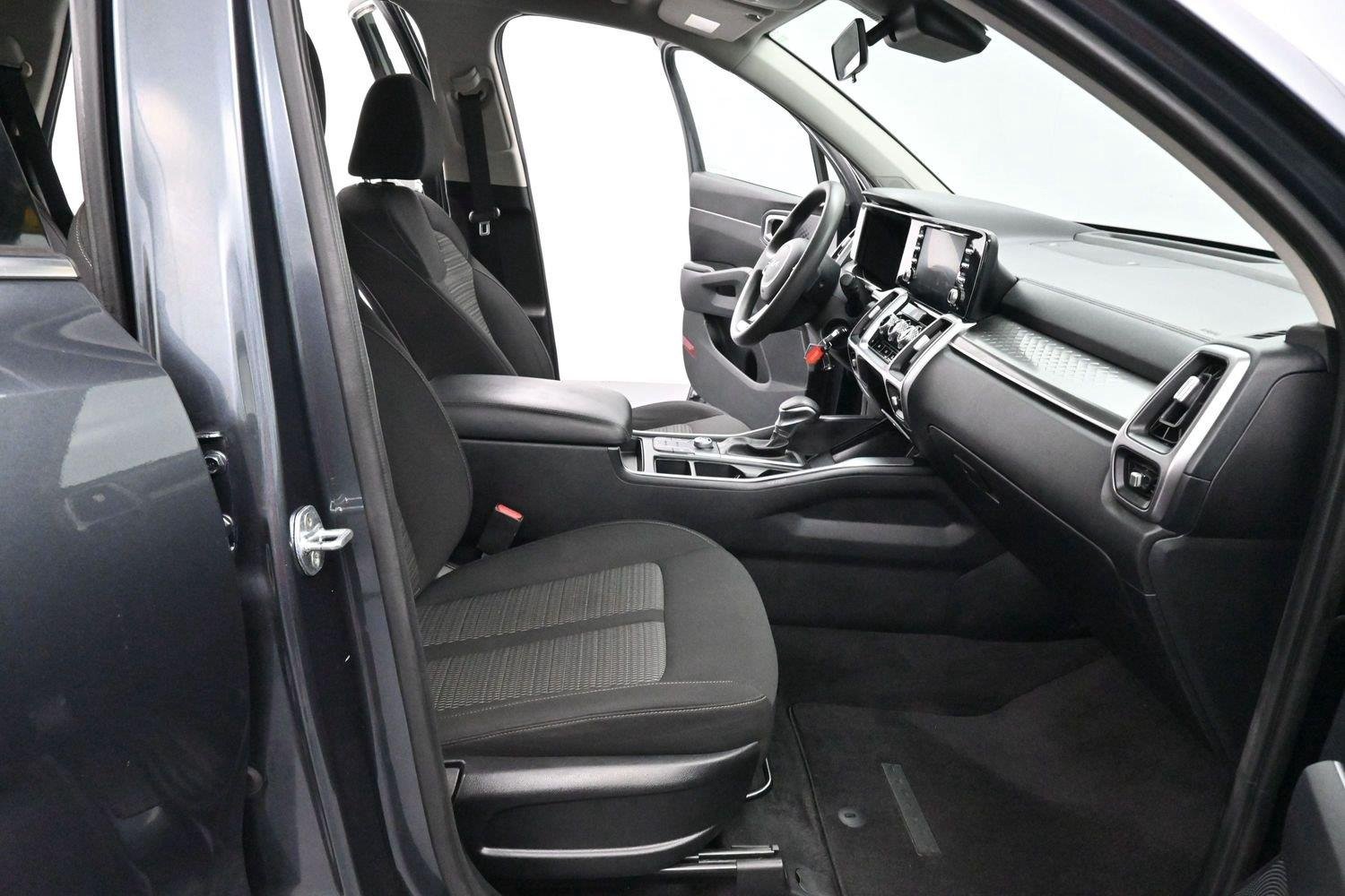 Used 2022 Gravity Gray Kia LX image 27