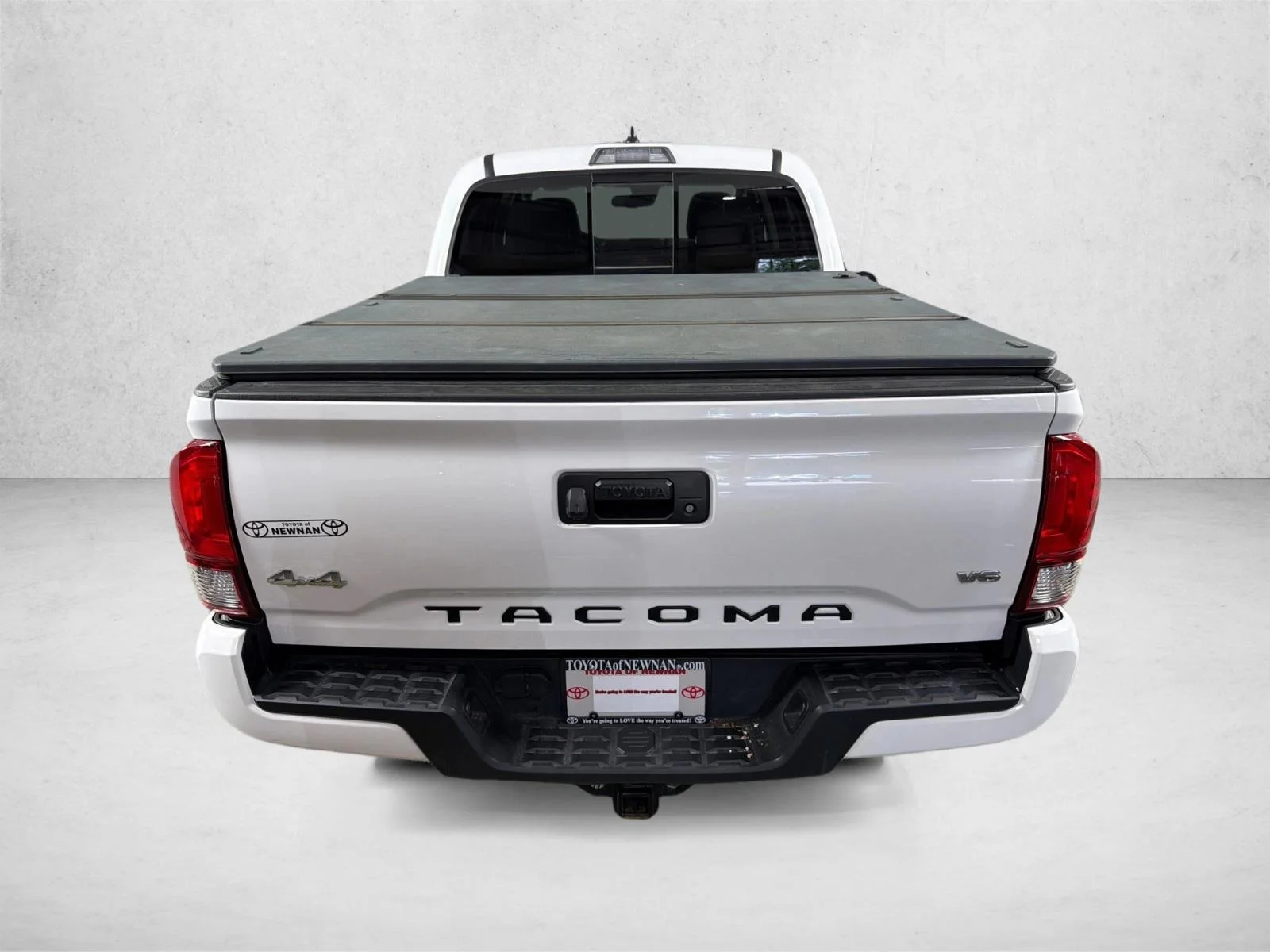 Used 2023 Silver Toyota SR image 4