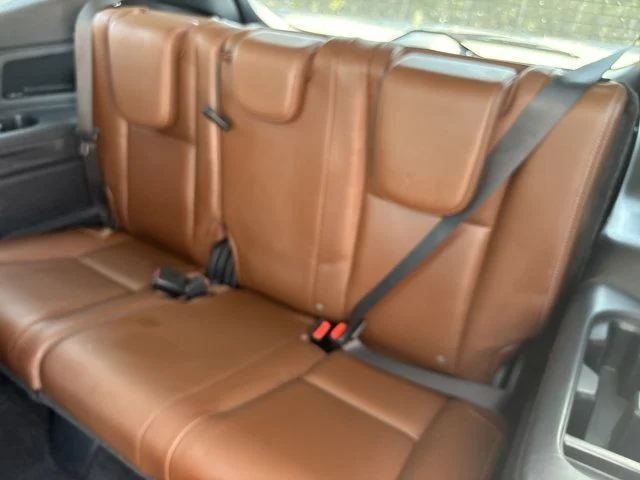 Used 2019 White Subaru Touring image 17