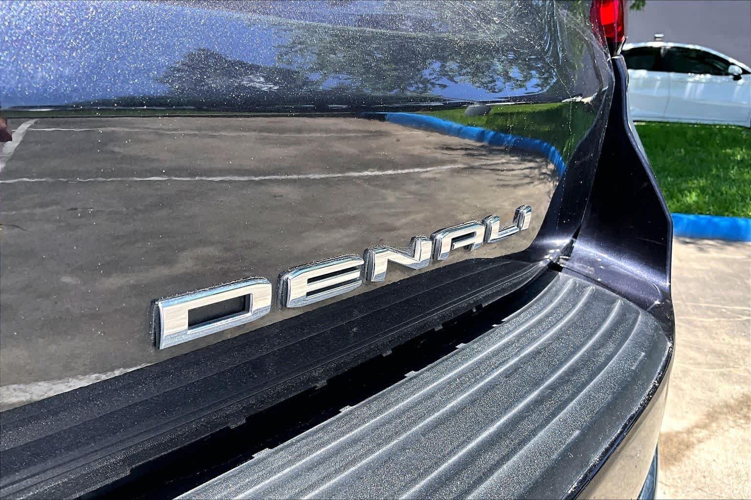 Used 2024 Titanium Rush Metallic GMC Denali image 9
