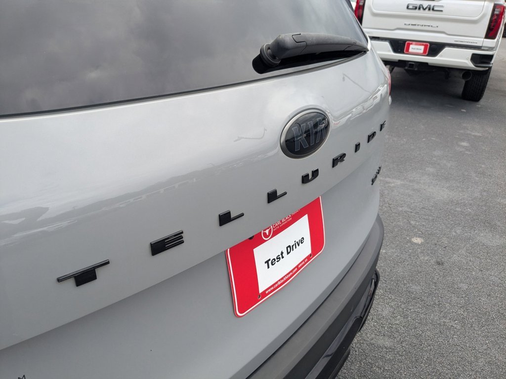 Used 2021 Wolf Gray Kia SX image 34