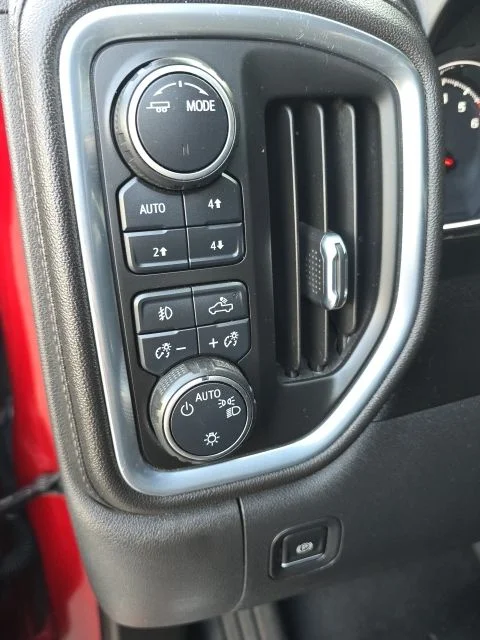 Used 2021 Red Chevrolet RST image 28
