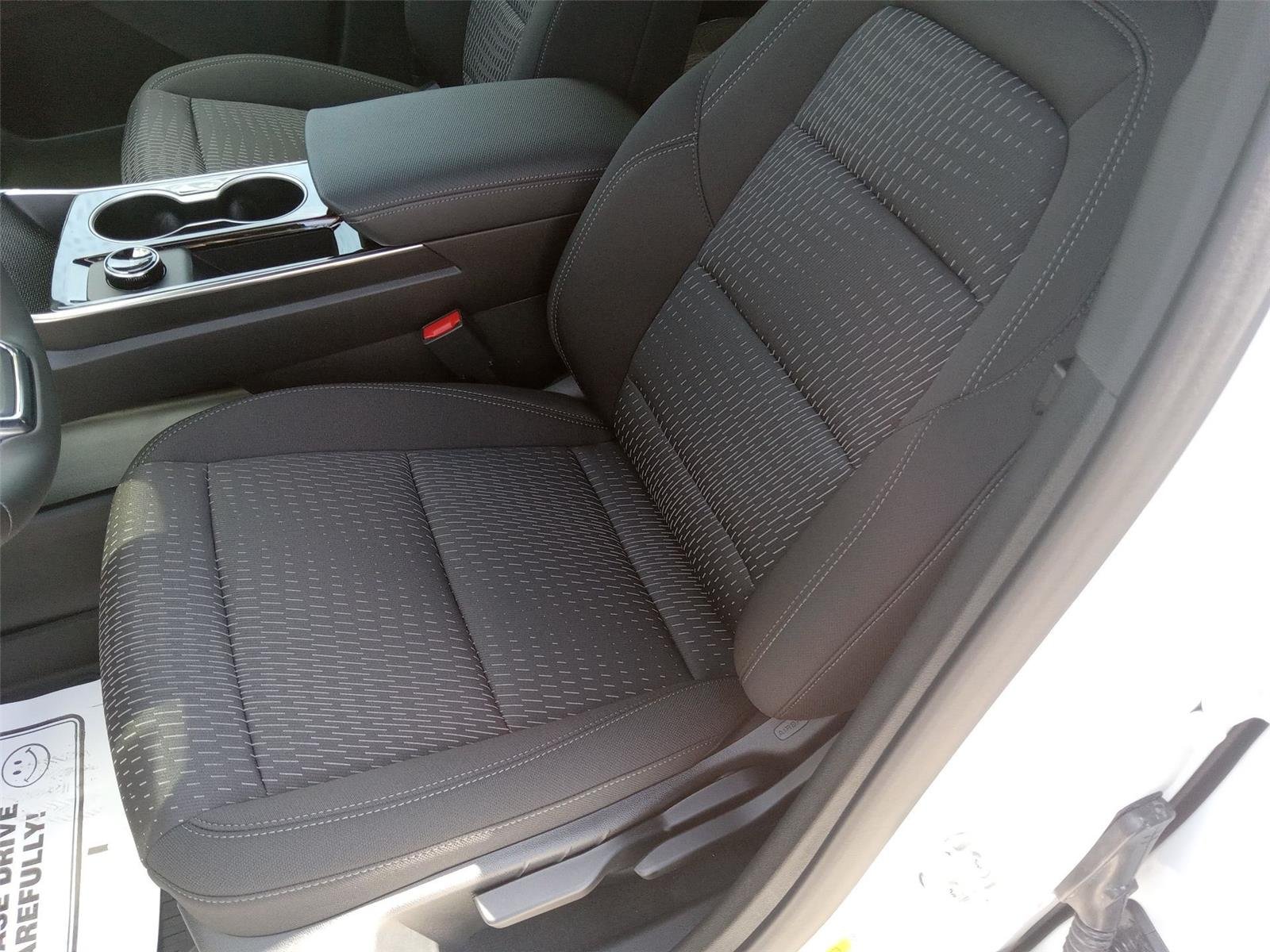2026 Chevrolet Equinox LT - Photo 10