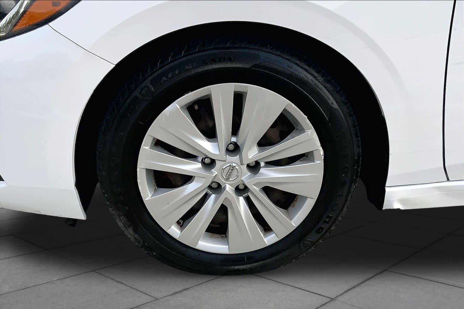 Used 2021 Fresh Powder Nissan S image 11
