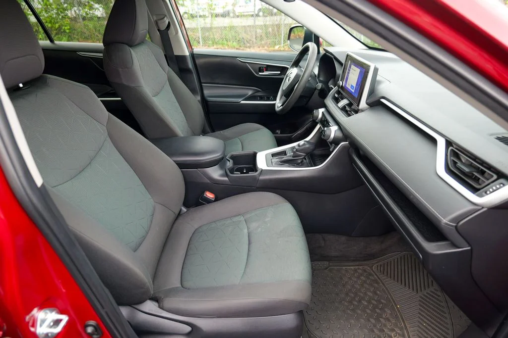 Used 2023 Pearl Toyota XLE image 35