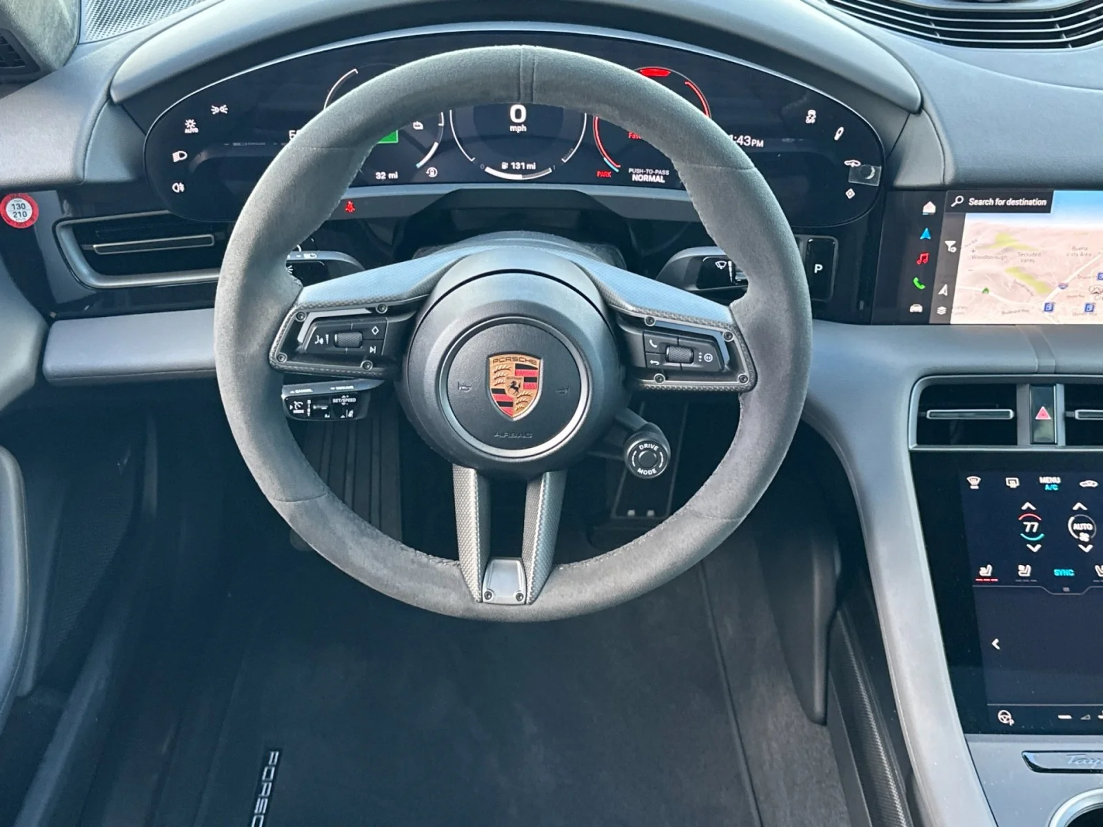 2026 Porsche Taycan GTS - Photo 14