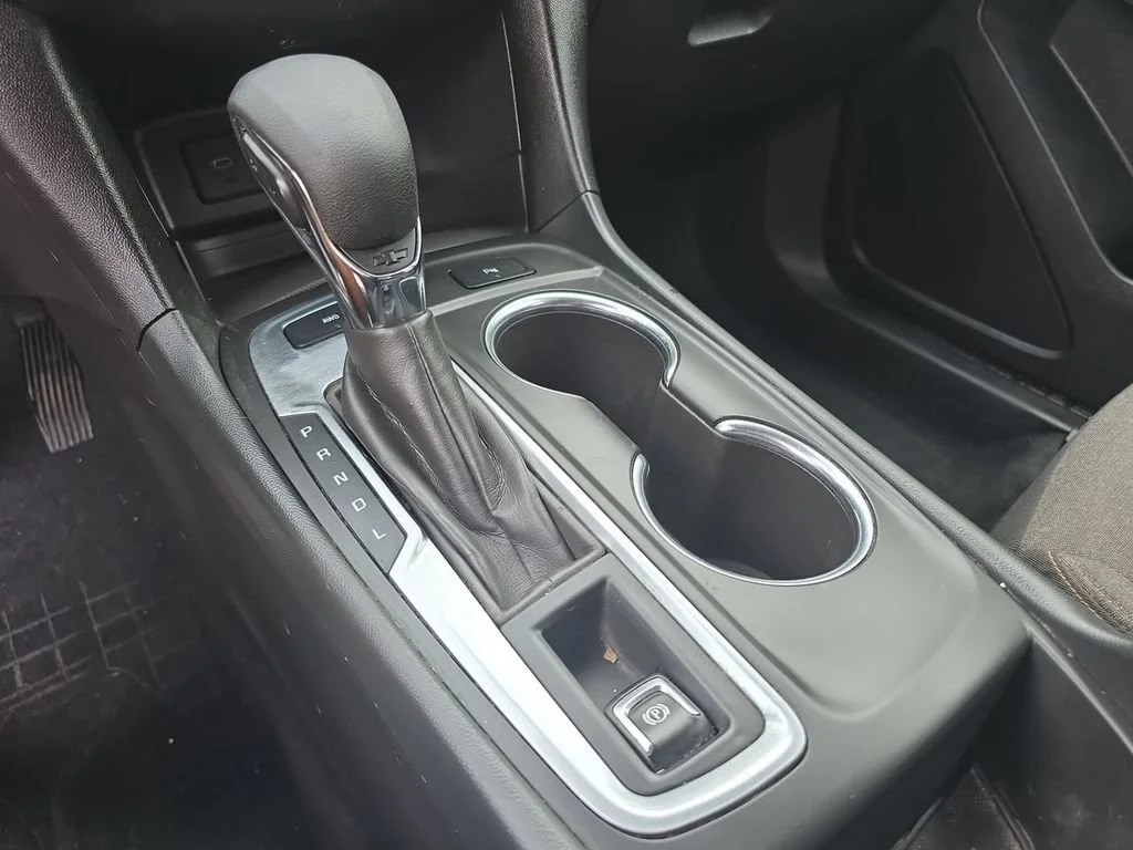 2024 Chevrolet Equinox LT - Photo 16