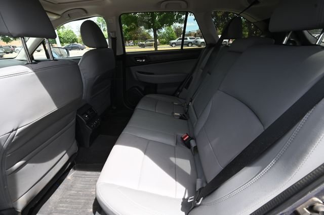 Used 2019 Blue Subaru 2.5i image 9