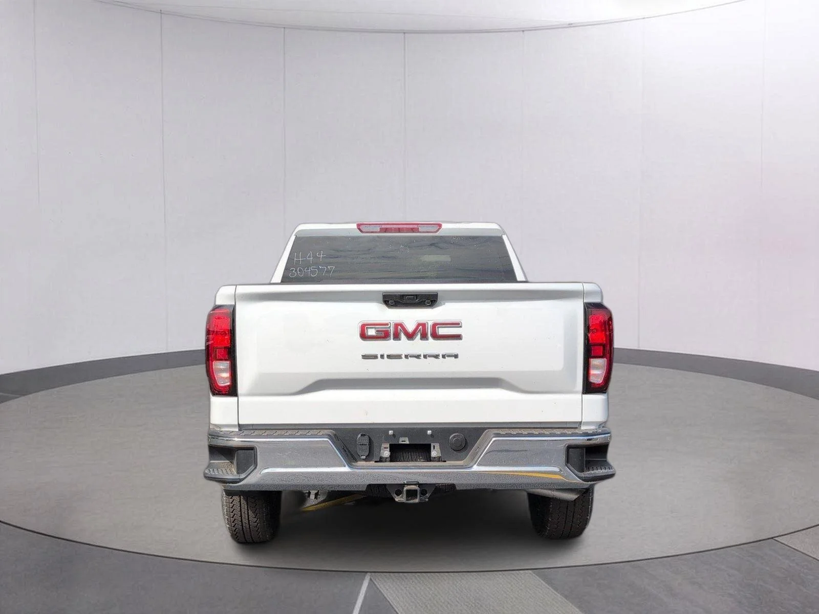 New 2026 Summit White GMC Pro image 4