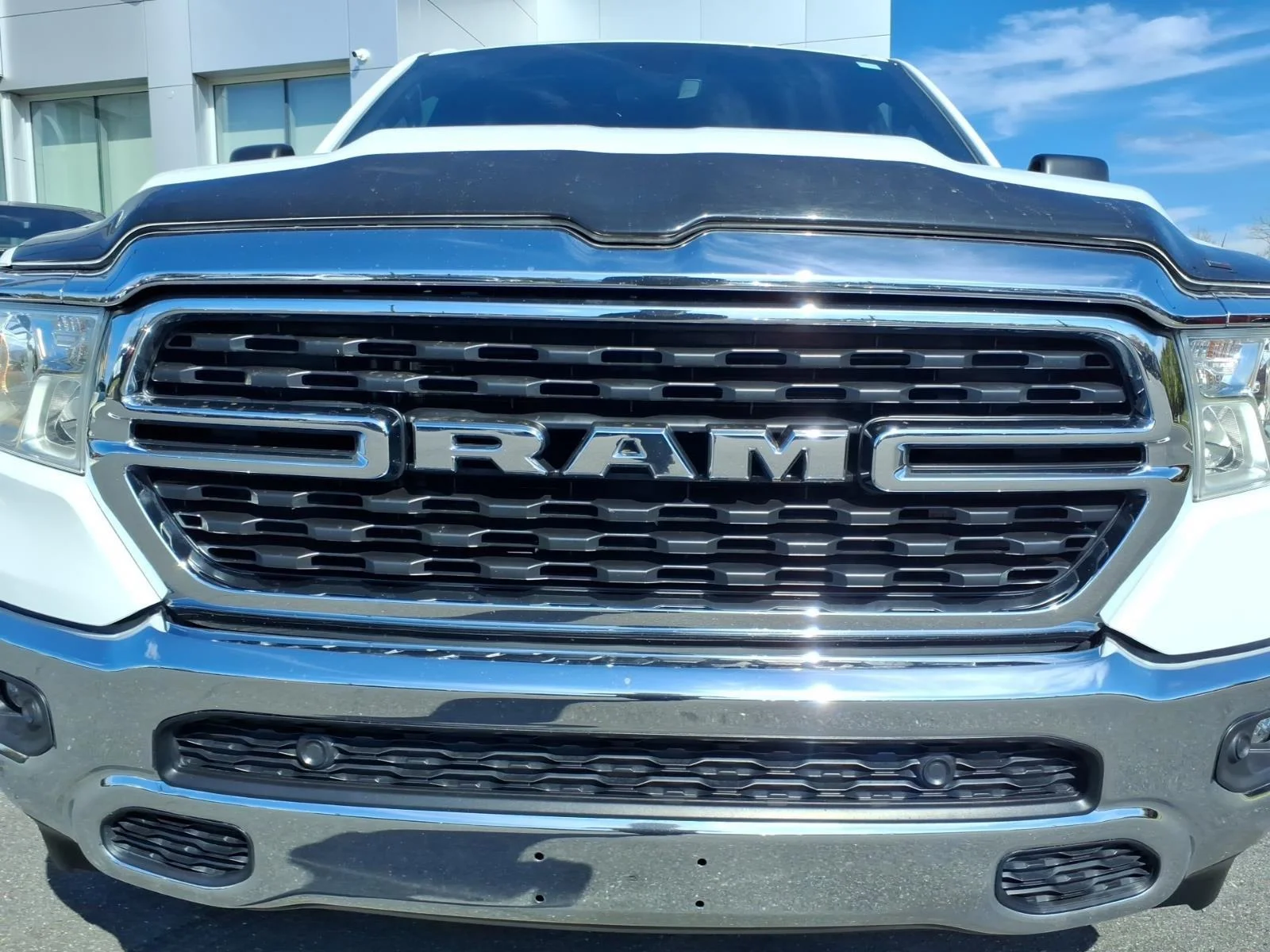 Used 2023 Bright White Clearcoat Ram Big Horn image 15