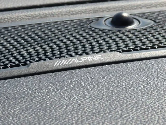 New 2026 Serrano Green Metallic Ram Laramie image 13