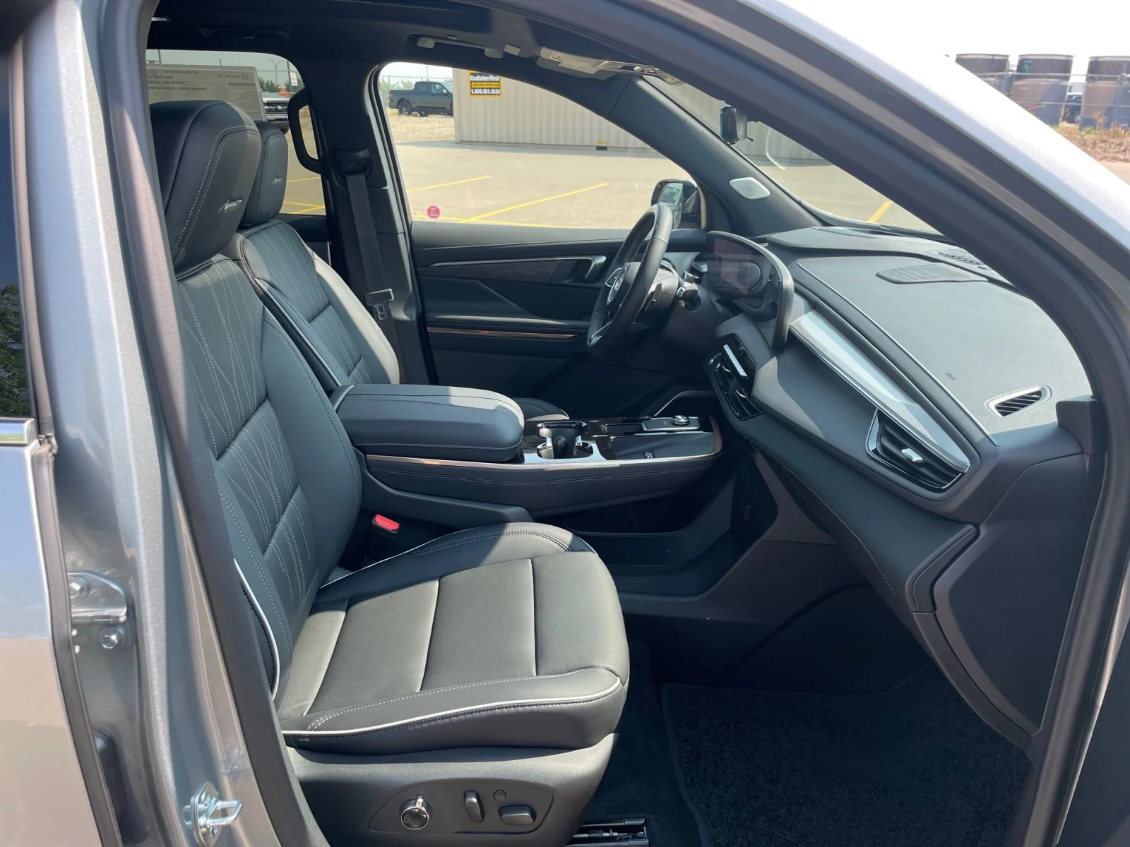 New 2026 Moonstone Grey Metallic Buick Avenir AWD image 20