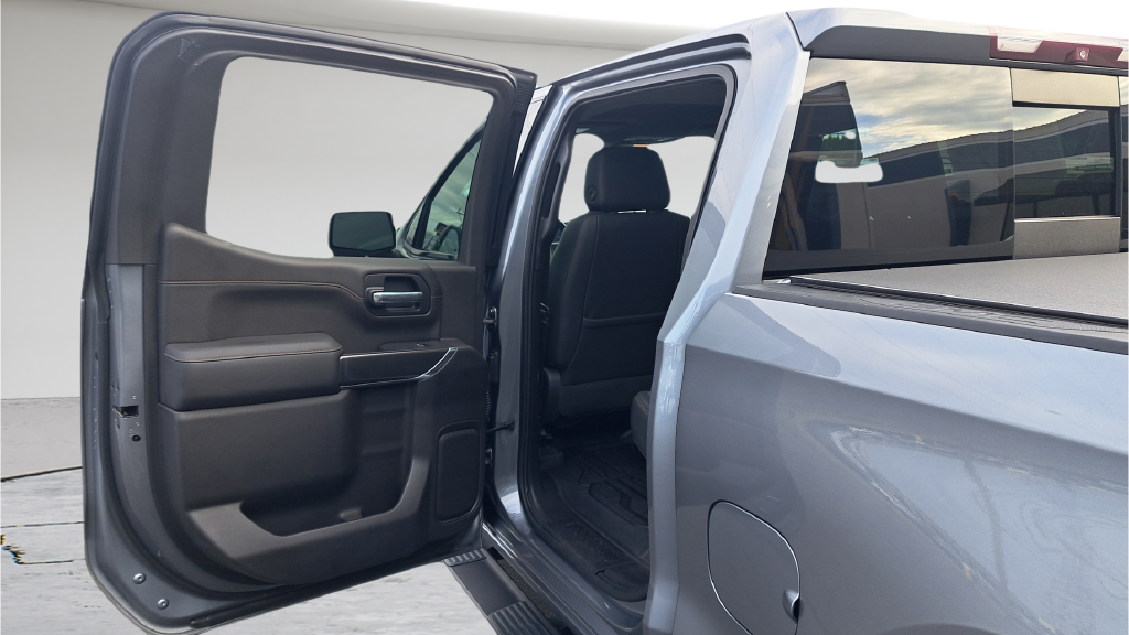 Used 2019 Gray GMC AT4 image 11