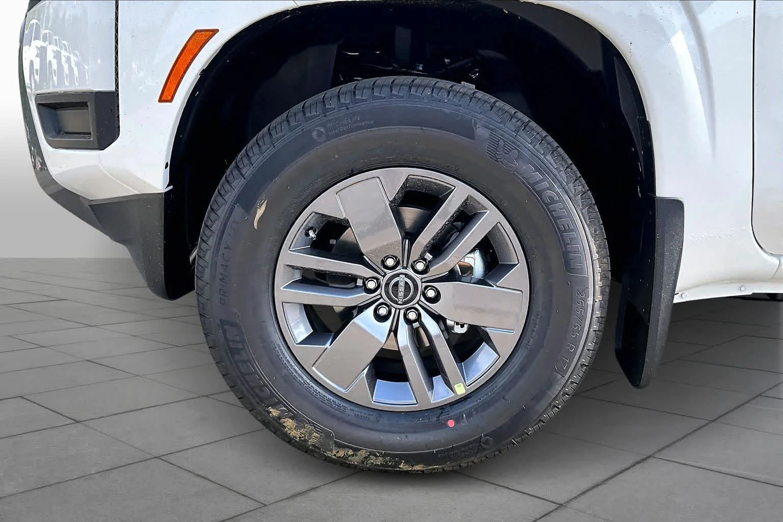 New 2026 Glacier White Nissan SV image 9
