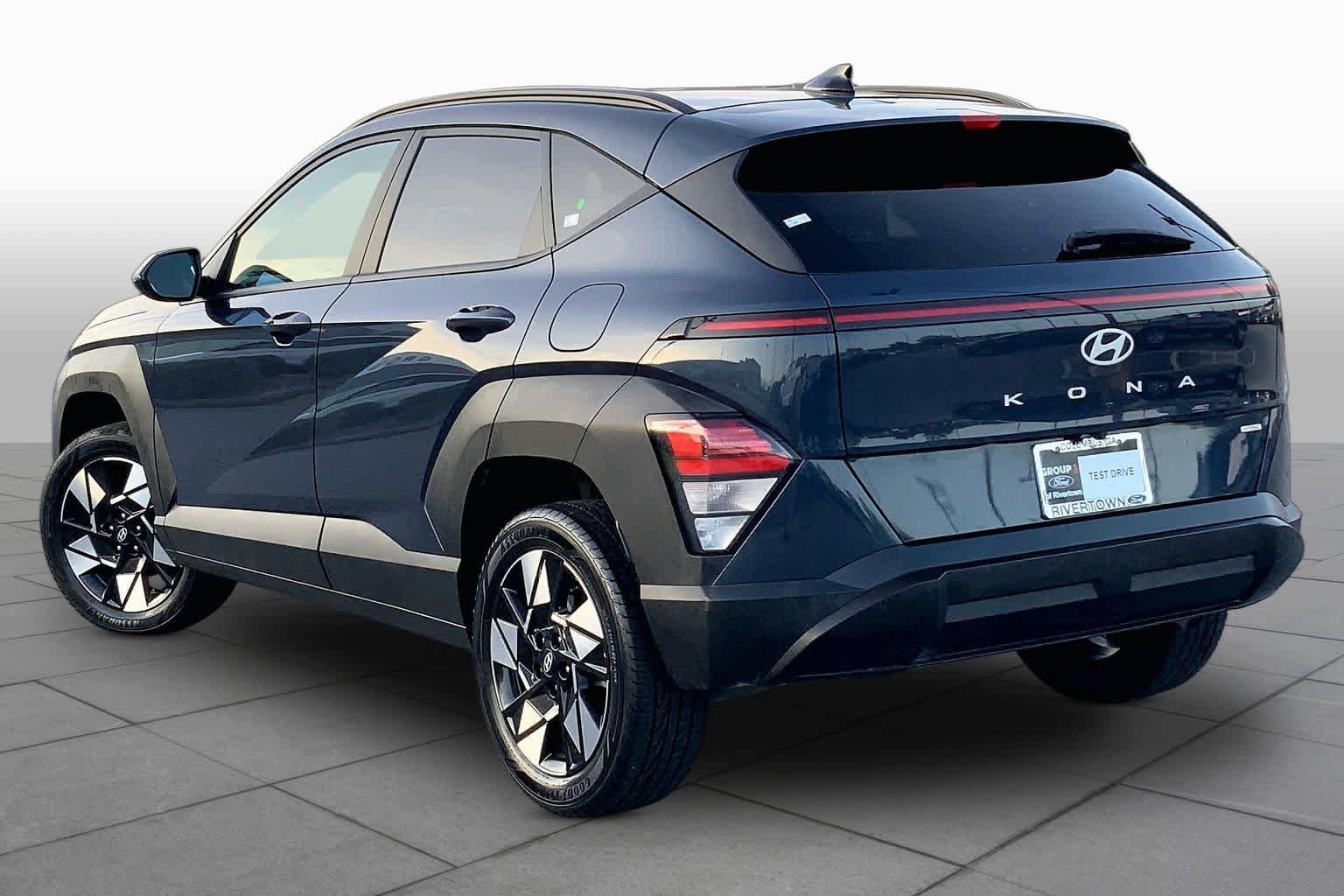 Used 2024 Denim Blue Pearl Hyundai SEL image 11