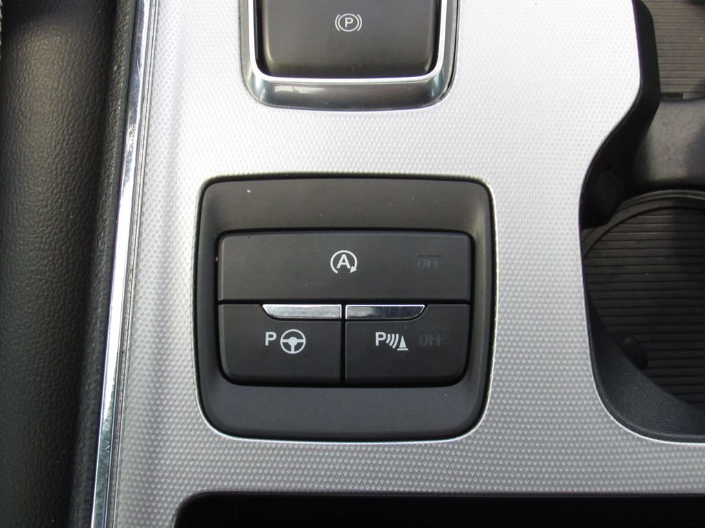 2022 Ford Edge ST - Photo 31