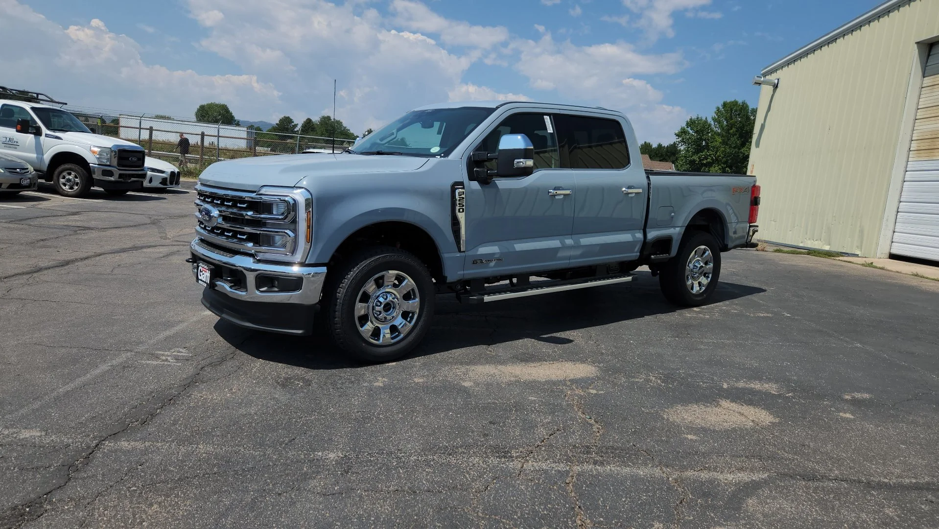 New 2026 Glacier Gray Metallic Tri-Coat Ford LARIAT image 3