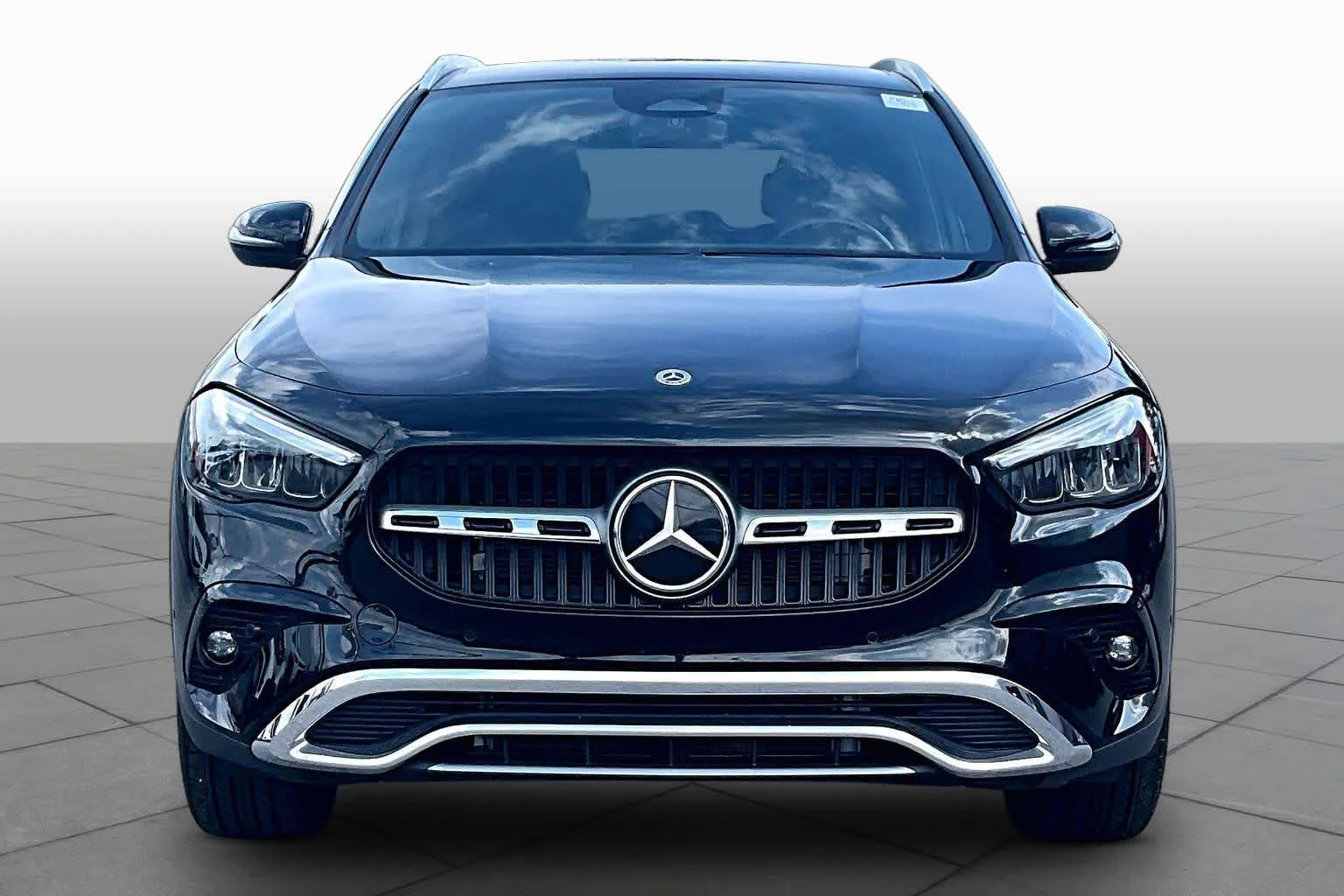 New 2026 Night Black Mercedes-Benz GLA 250 image 4
