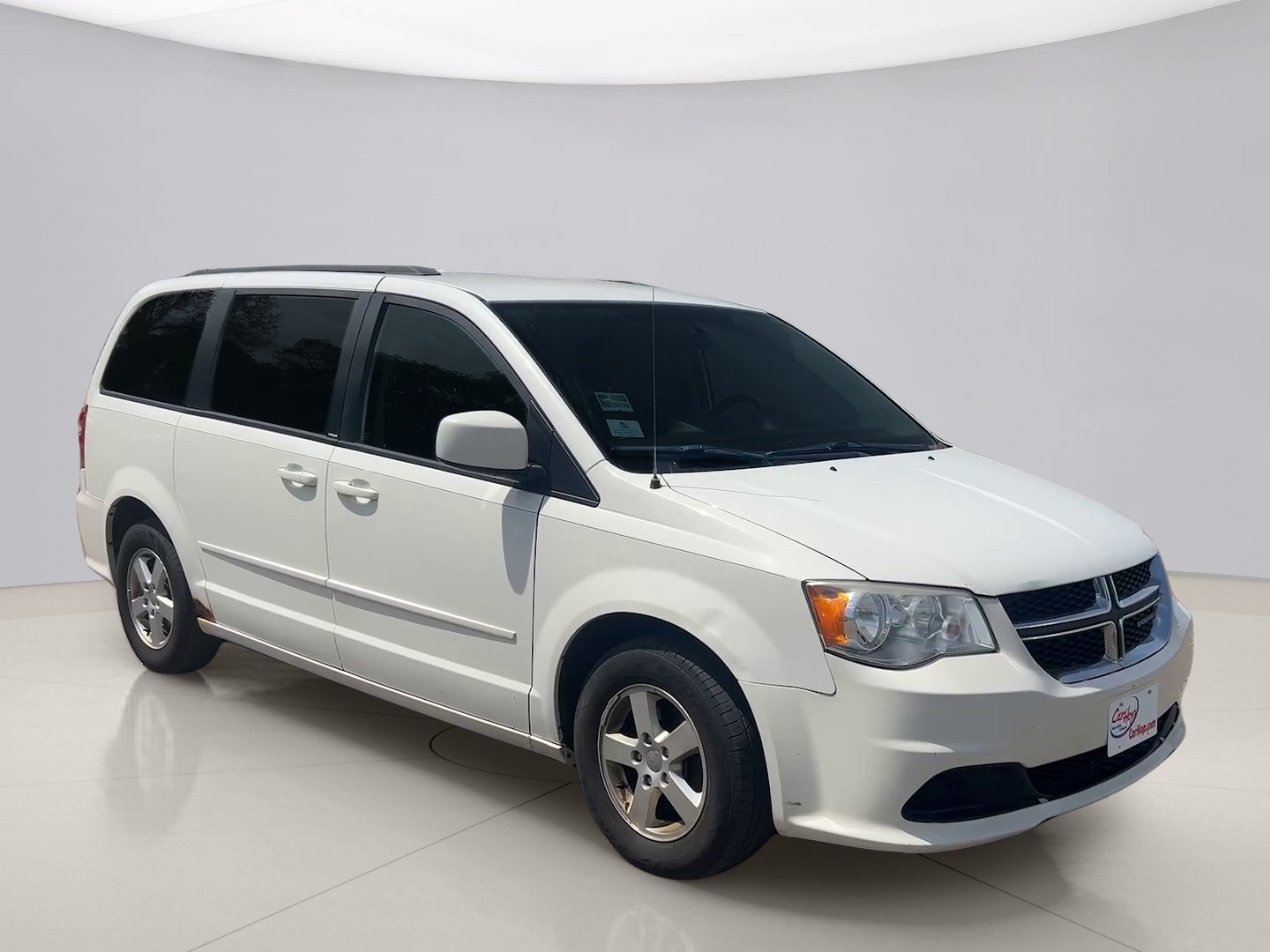 Used 2013 Gray Dodge SXT image 7