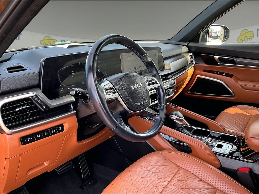 Used 2024 Green Kia EX X-Line image 8