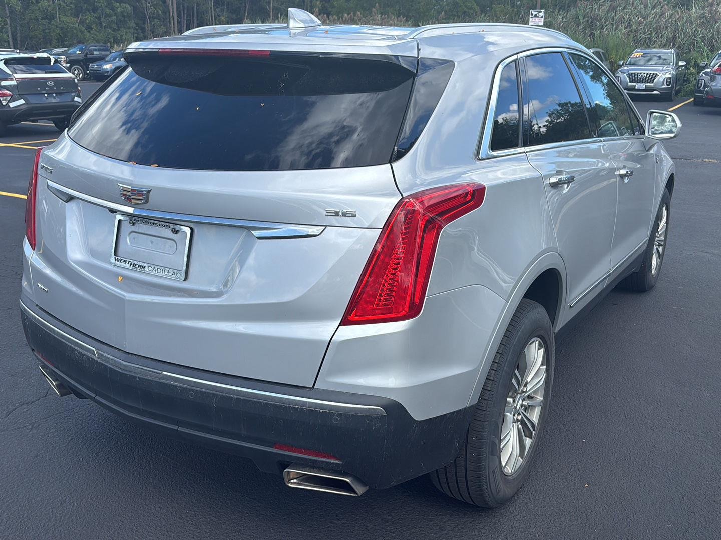 Used 2019 Radiant Silver Metallic Cadillac Luxury AWD image 7