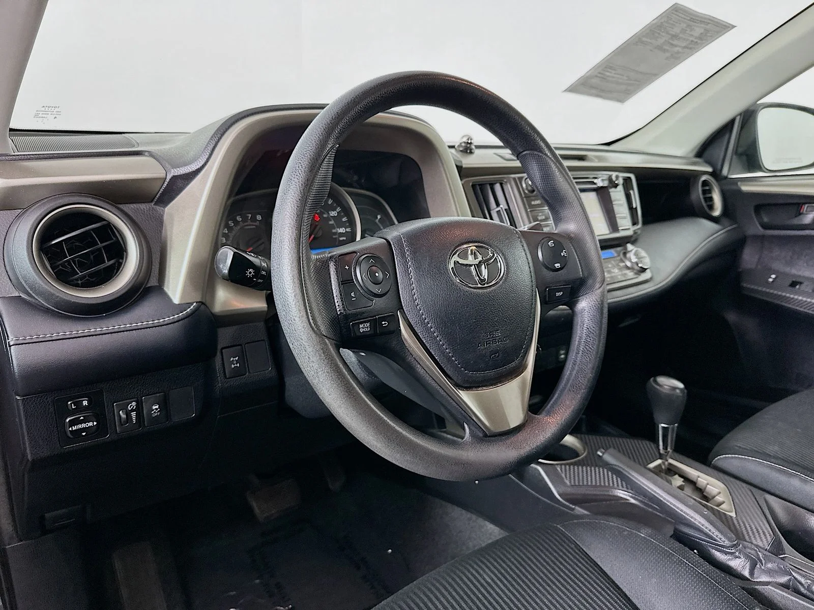 Used 2013 Gray Toyota XLE image 9