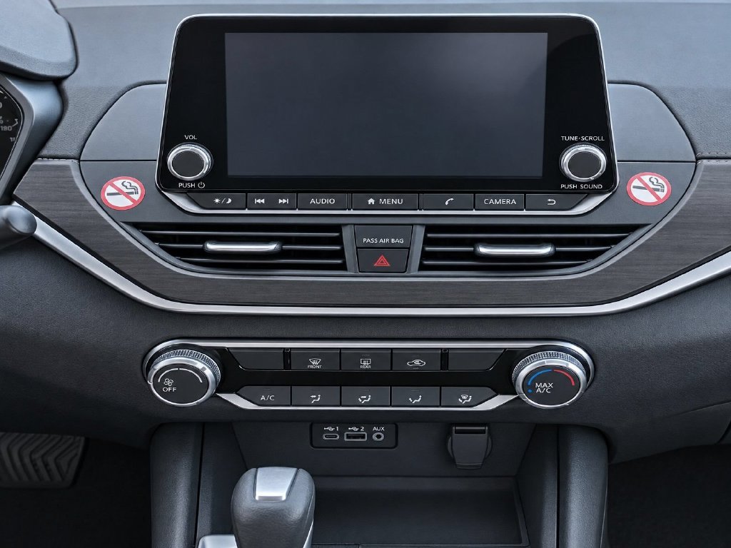 Used 2025 Black Nissan 2.5 SV image 10