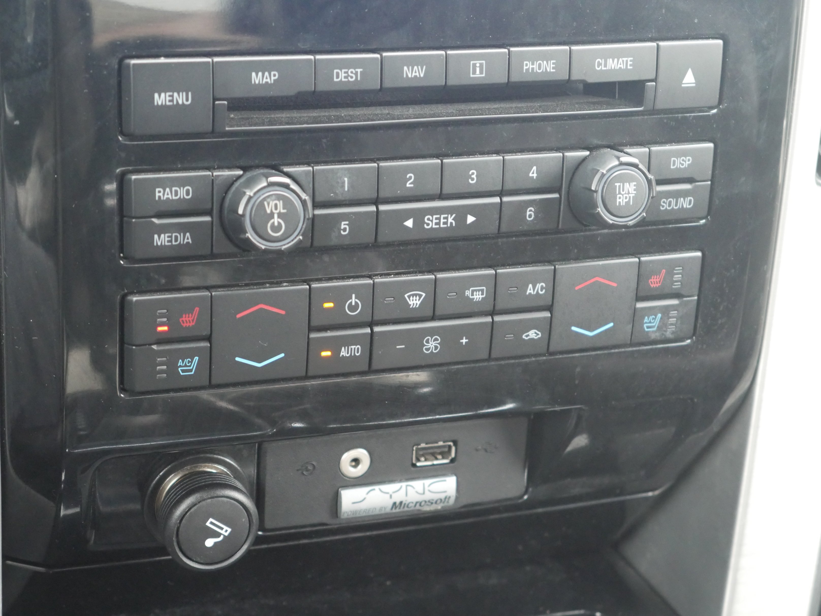 Used 2012 Tuxedo Black Metallic Ford Platinum image 18