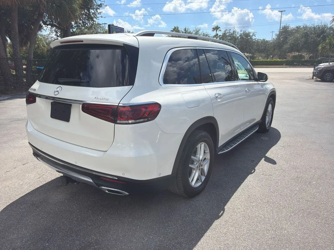 Used 2020 White Mercedes-Benz 4MATIC® image 5