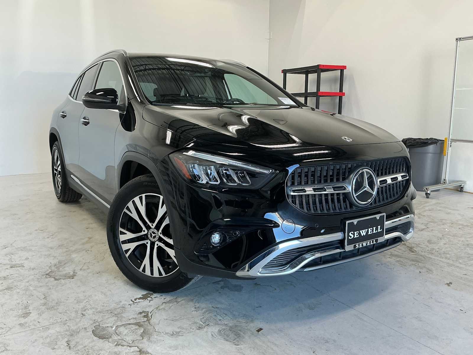 Certified Used 2026 Night Black Mercedes-Benz GLA 250 image 3
