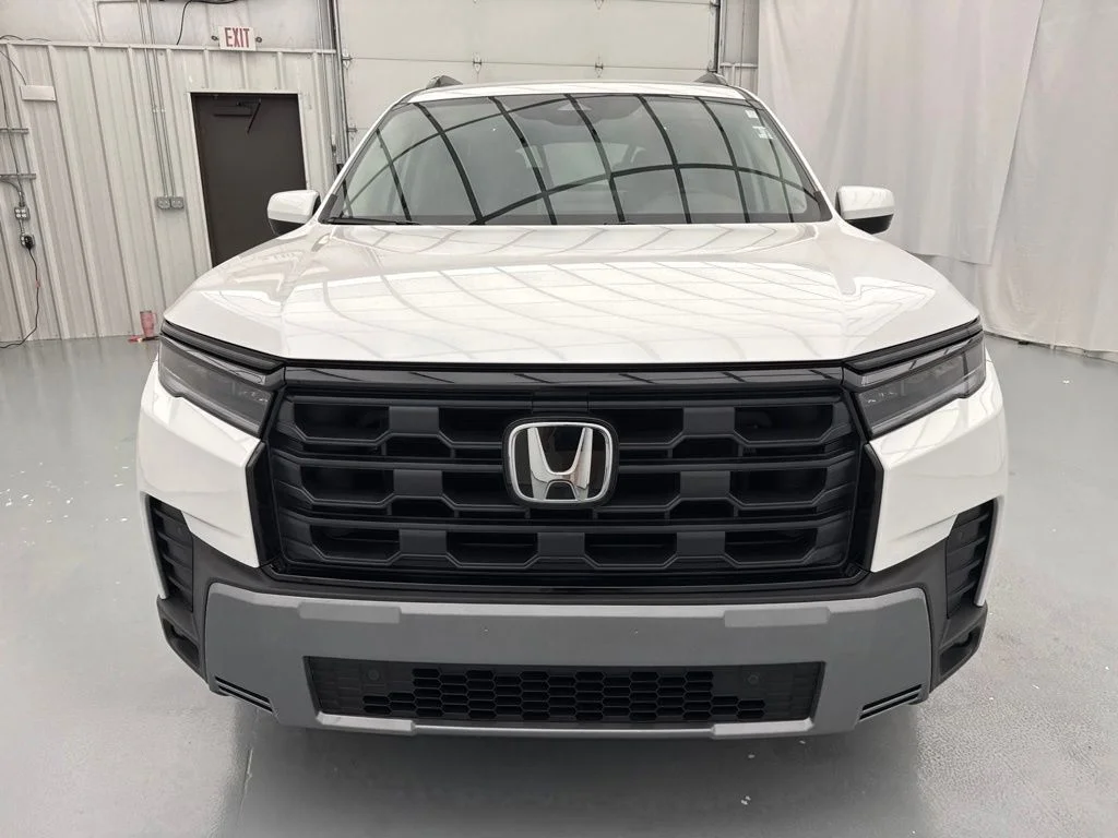 New 2026 Platinum White Pearl Honda EX-L image 2